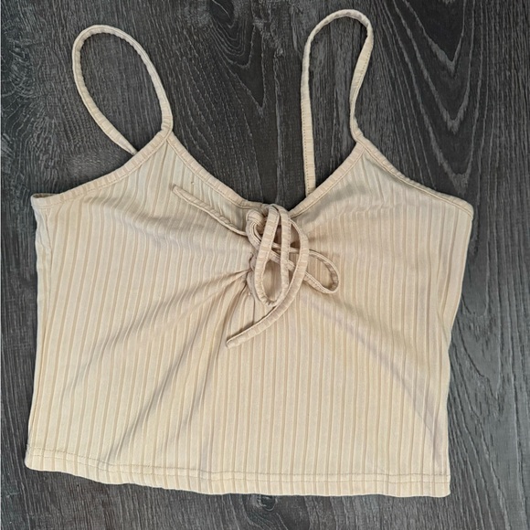 Tops - Tan crop top